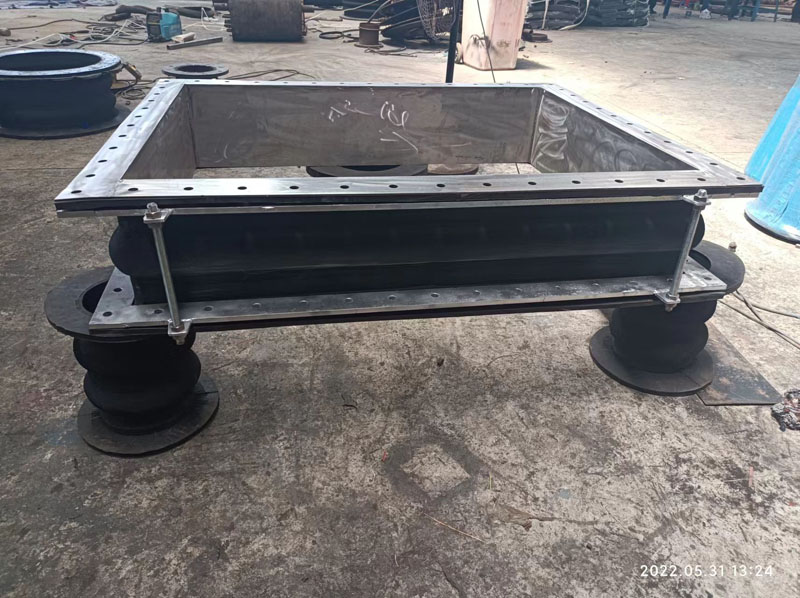 Шта је правоугаона гумена мекана веза са вентилатором и зашто је неопходна за ваш ХВАЦ систем